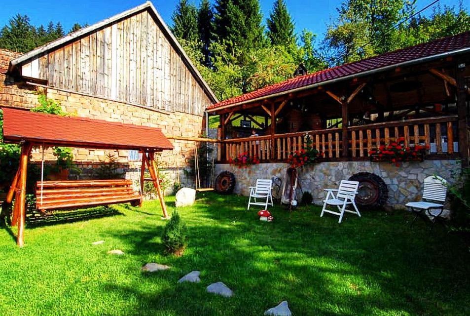 Cabana Vânătorilor Poiana Mărului Exterior foto